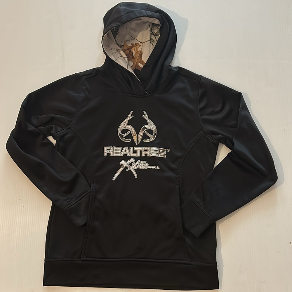 Women’s medium Realtree Hoodie